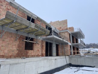 Výstavba bytových domů po svátcích opět pokračuje